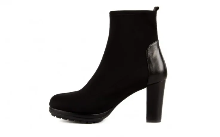 botki_bayla__black_czarny_2-3.webp Botki -106 321001 Black, Czarny, Materiał | Bayla Outlet